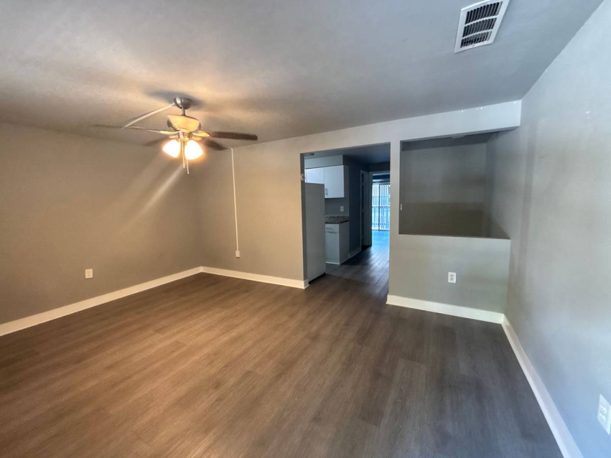 Apartment for rent at 620 SW 67th Terrace, Gainesville, FL 32607