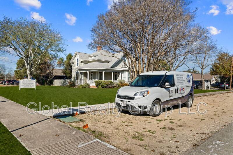 Apartment for rent at 802 W Center St, Kyle, TX 78640