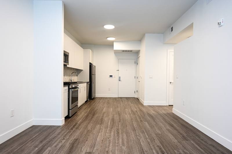 Apartment for rent at 475 William St, East Orange, NJ 07017