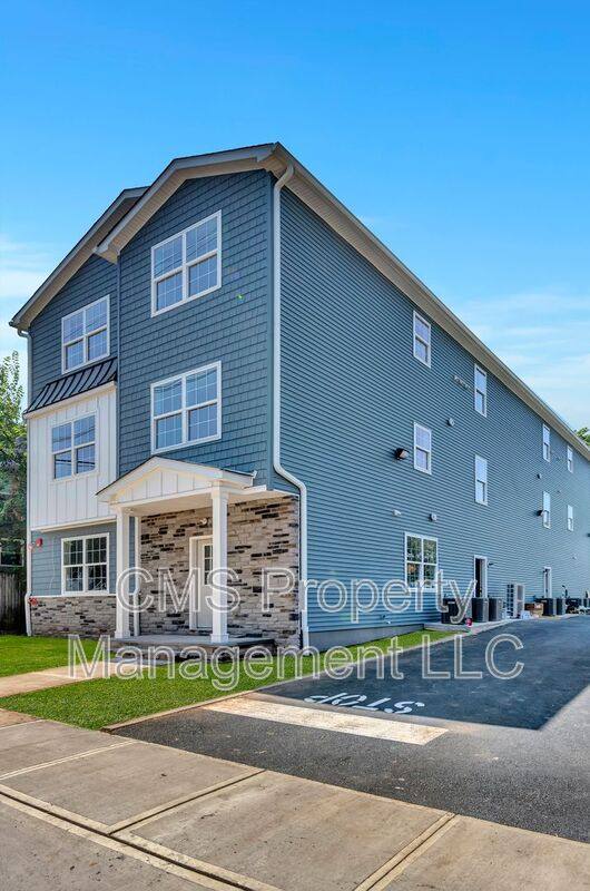 Apartment for rent at 88 Louis St, New Brunswick, NJ 08901