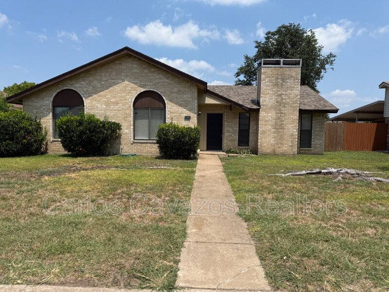 House for rent at 2925 O'Henry Dr, Garland, TX 75042