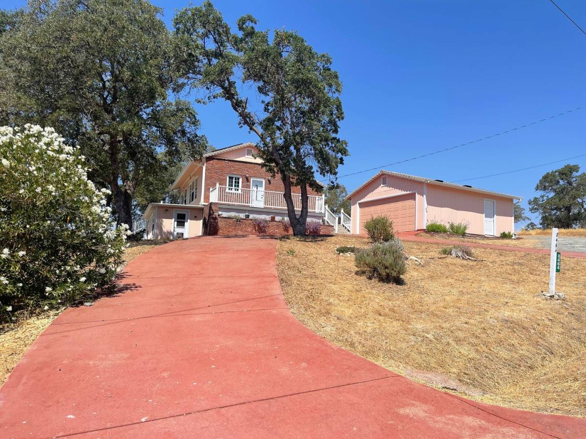 House for rent at 8464 Owens Way, Valley Springs, CA 95252