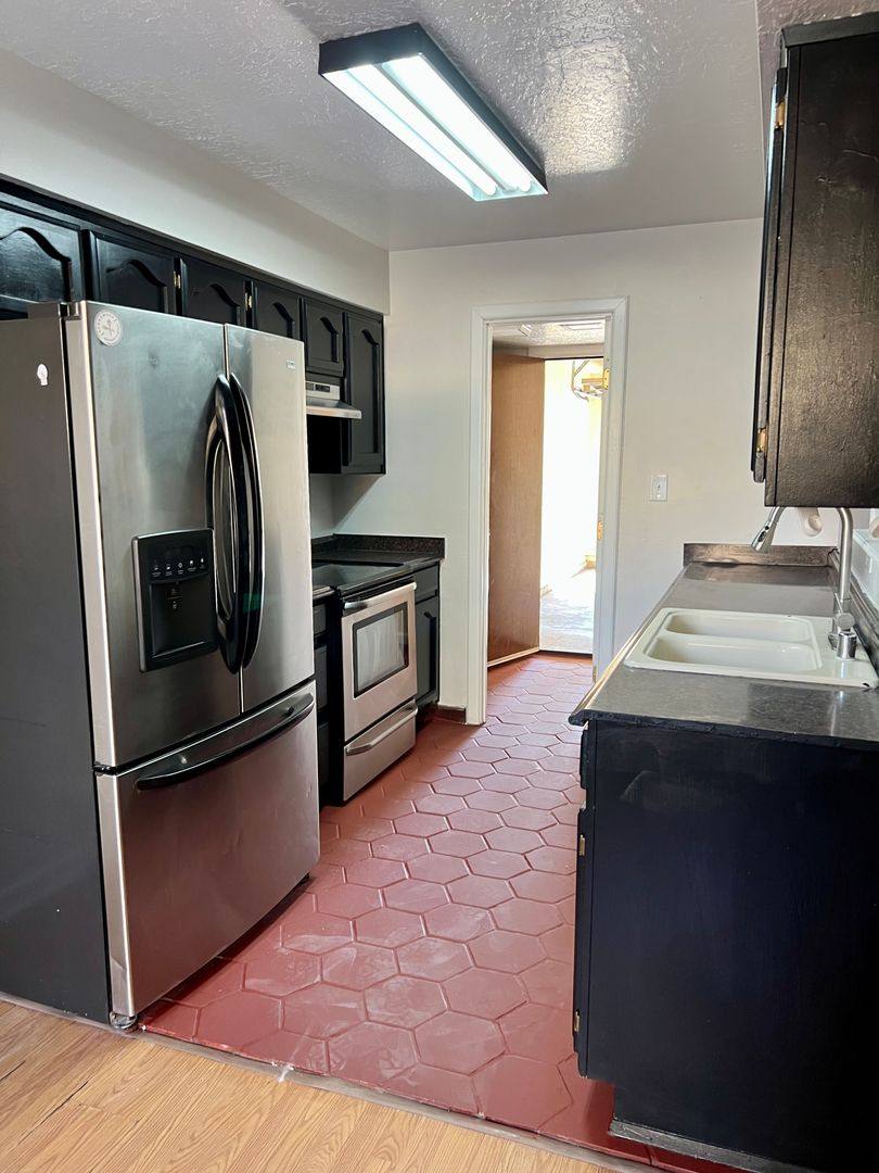 Townhouse for rent at 2831 Estrilla Brillante, Albuquerque, NM 87120