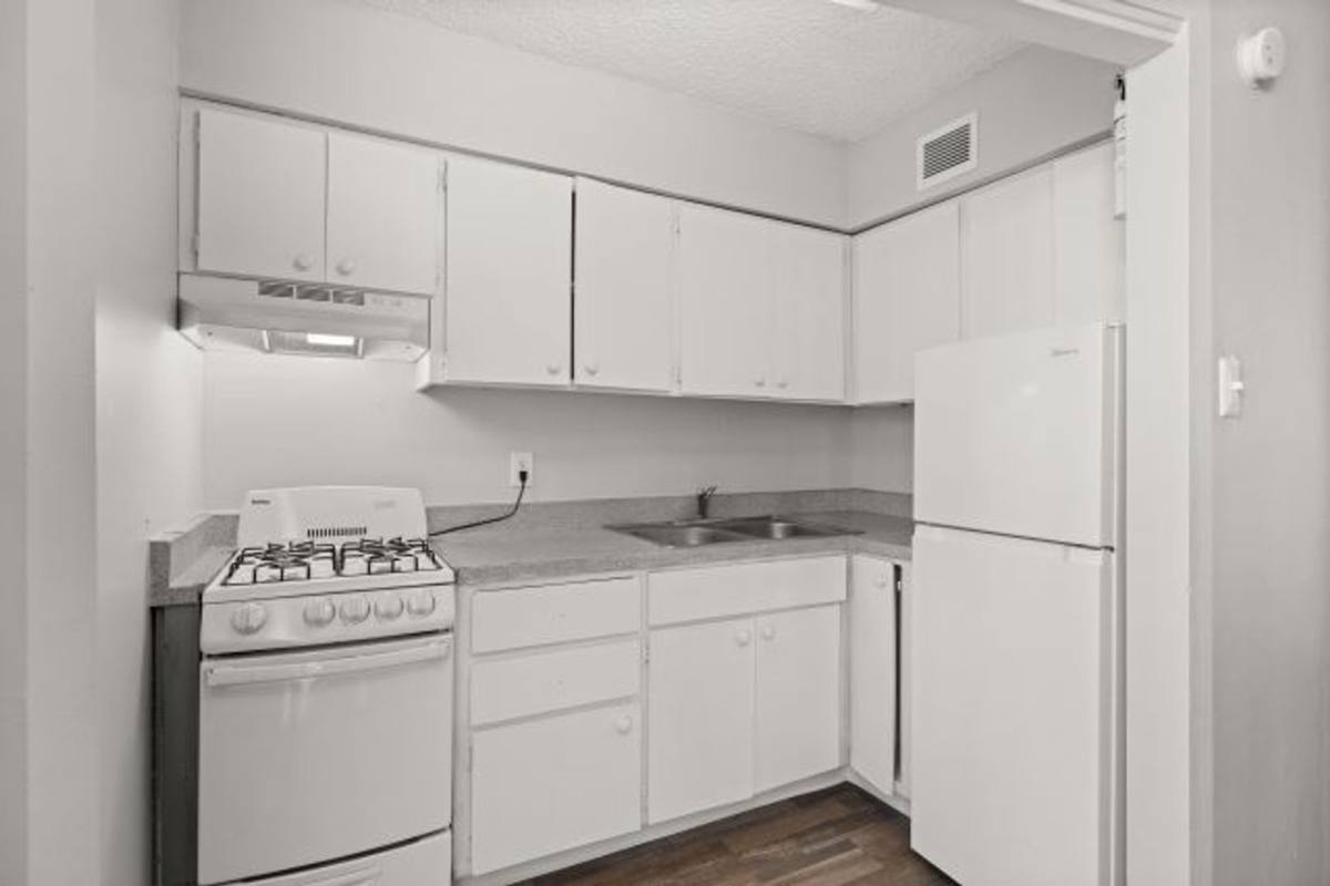 Apartment for rent at 1001 Louisiana Blvd NE, Albuquerque, NM 87110