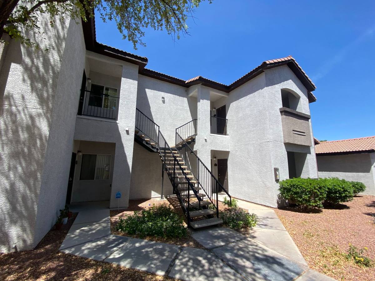 Apartment for rent at 2615 W Gary Ave, Las Vegas, NV 89123