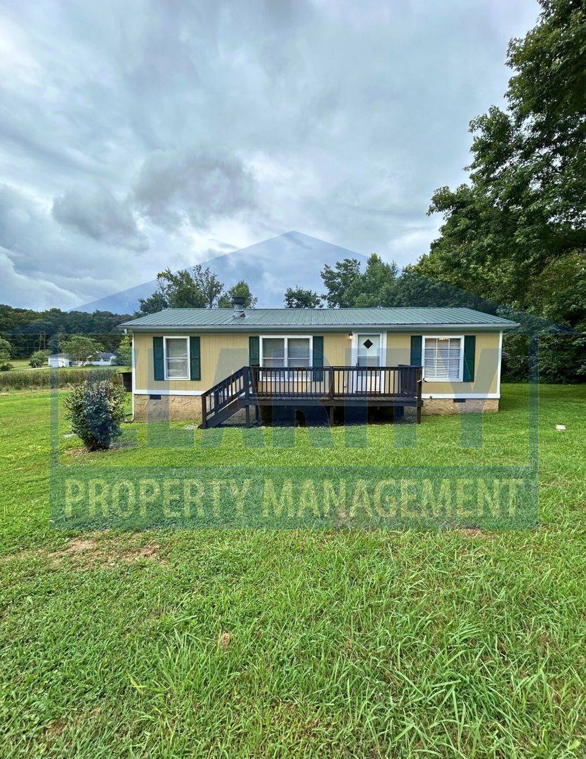 House for rent at 617 McClure Rd SE, Cleveland, TN 37323