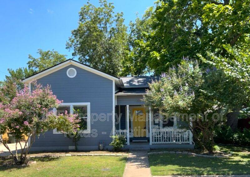House for rent at 806 E 3rd St, Georgetown, TX 78626