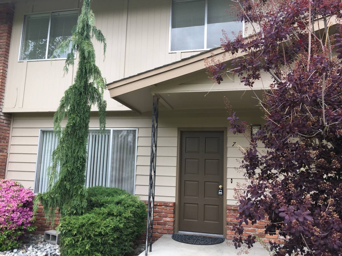 Apartment for rent at 1450 Baker 1451 Ashland, East Wenatchee, WA 98802