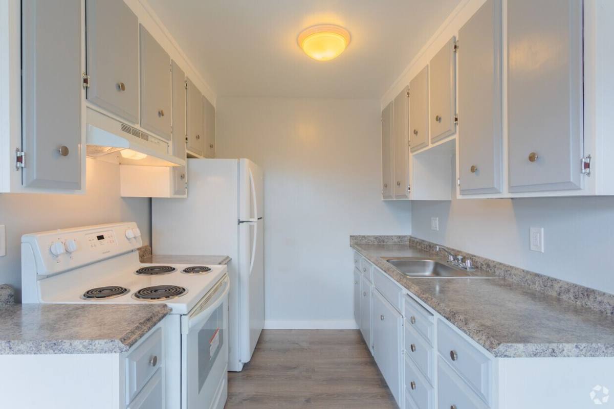 Apartment for rent at 5255 Camden Ave, San Jose, CA 95124