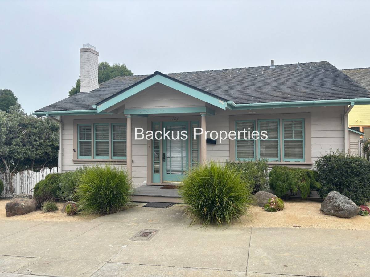 House for rent at 129 Fountain St, Seaside, CA 93955