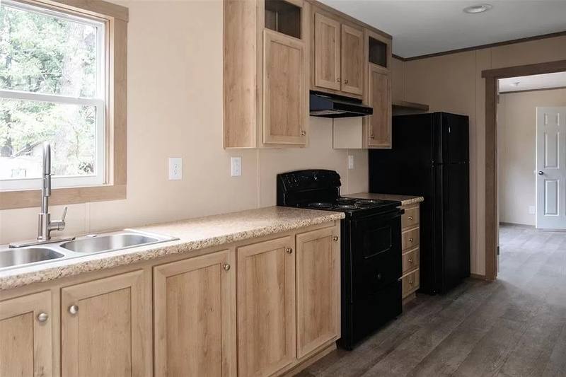 House for rent at 102 Skylark Dr, Mabank, TX 75156