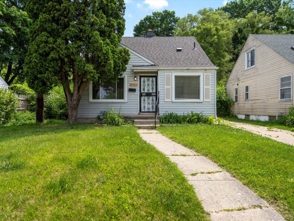 House for rent at 19780 Blackstone St, Detroit, MI 48219