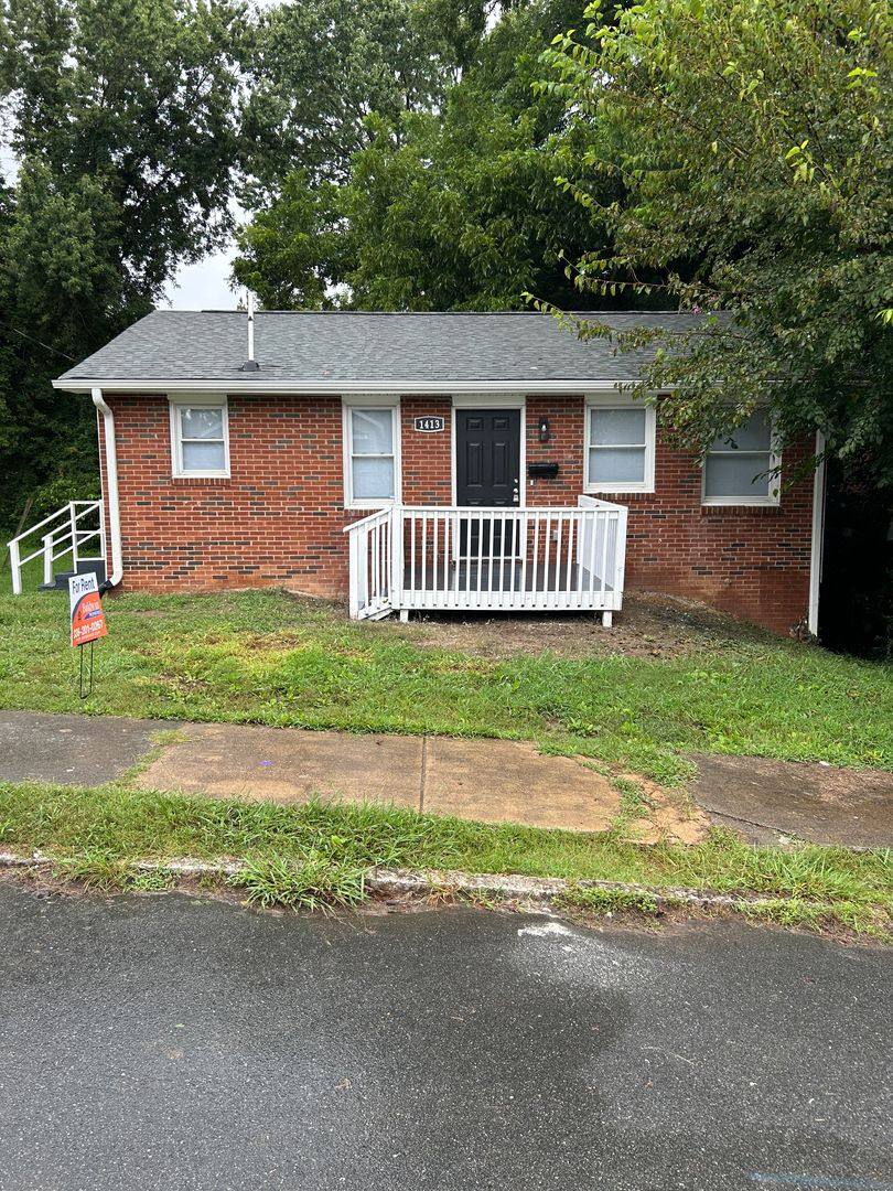 House for rent at 1413 NE 21st St, Winston Salem, NC 27105