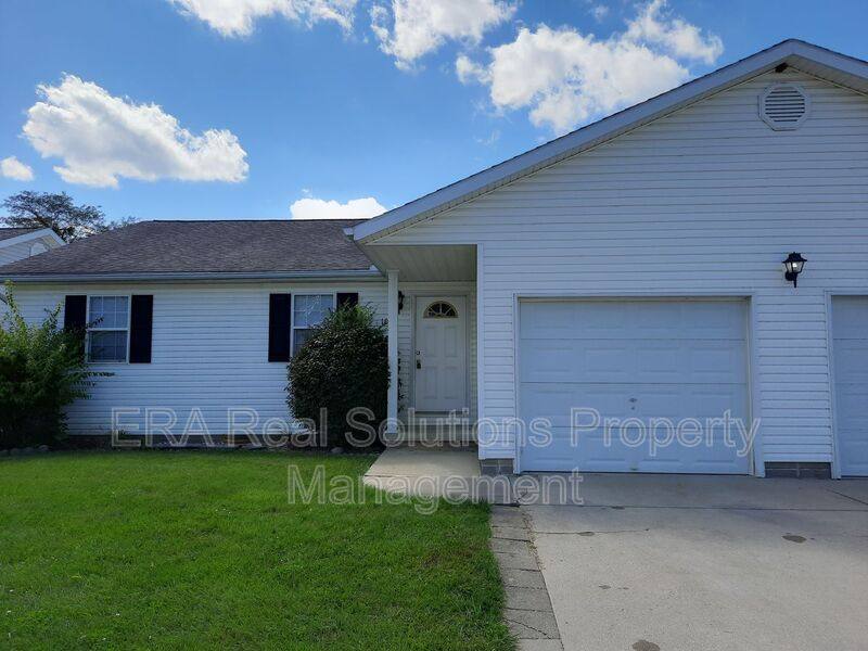House for rent at 1052 N W St, Hillsboro, OH 45133