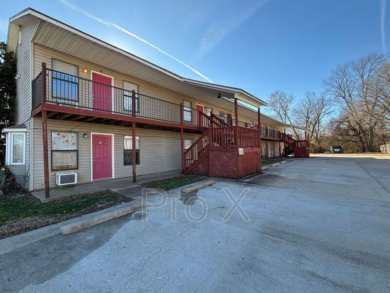 Apartment for rent at 1706 S Powell #102, Springdale, AR 72764