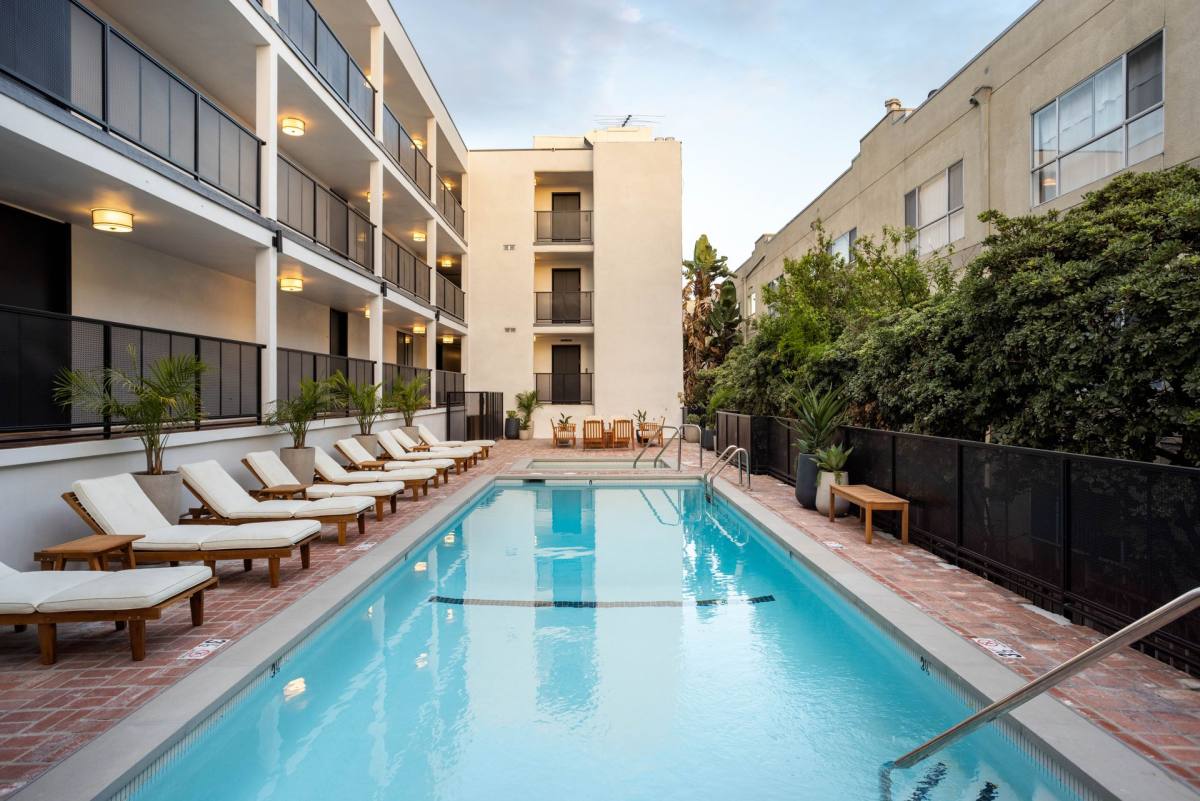 Apartment for rent at 950 Larrabee St, West Hollywood, CA 90069