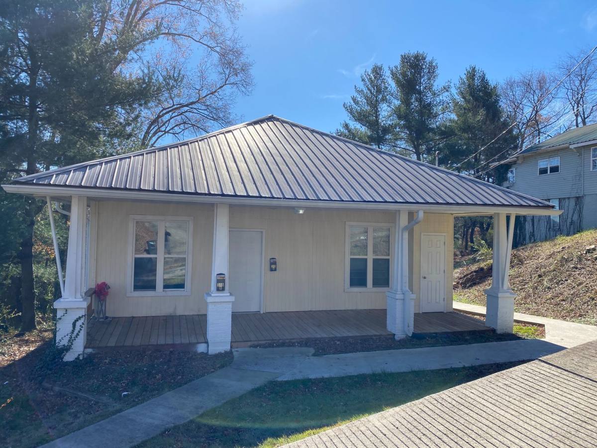 Apartment for rent at 315 1st St, Corbin, KY 40701
