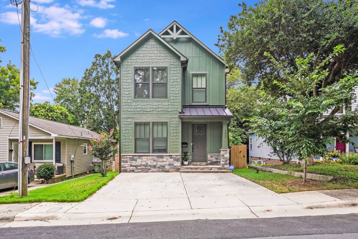 House for rent at 1613 N McDowell St, Charlotte, NC 28205