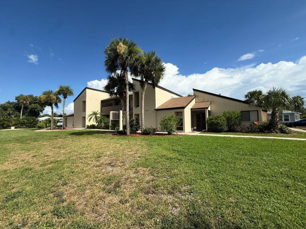 House for rent at 7012 Constitution Blvd, Fort Myers, FL 33967