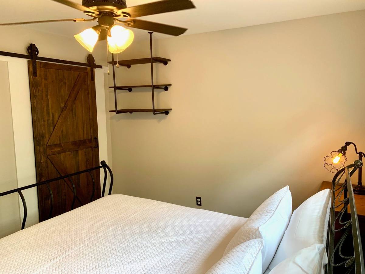 Apartment for rent at 176 Georgia Ave, Athens, GA 30606