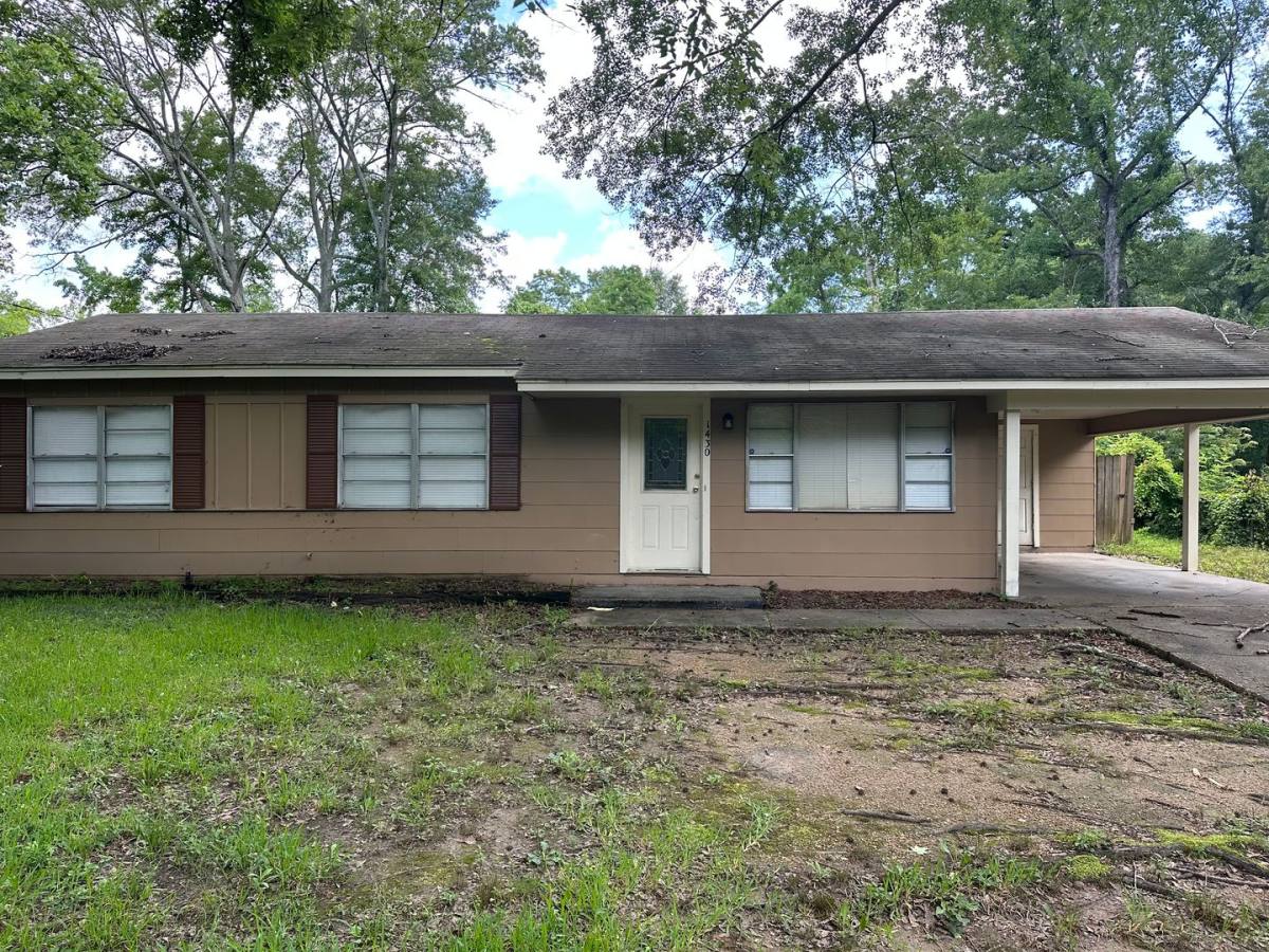 House for rent at 1430 Dianne Dr, Jackson, MS 39204