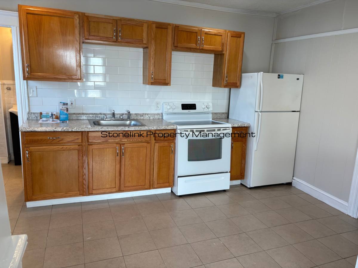 Apartment for rent at 1173-1175 Newport Ave, Pawtucket, RI 02861