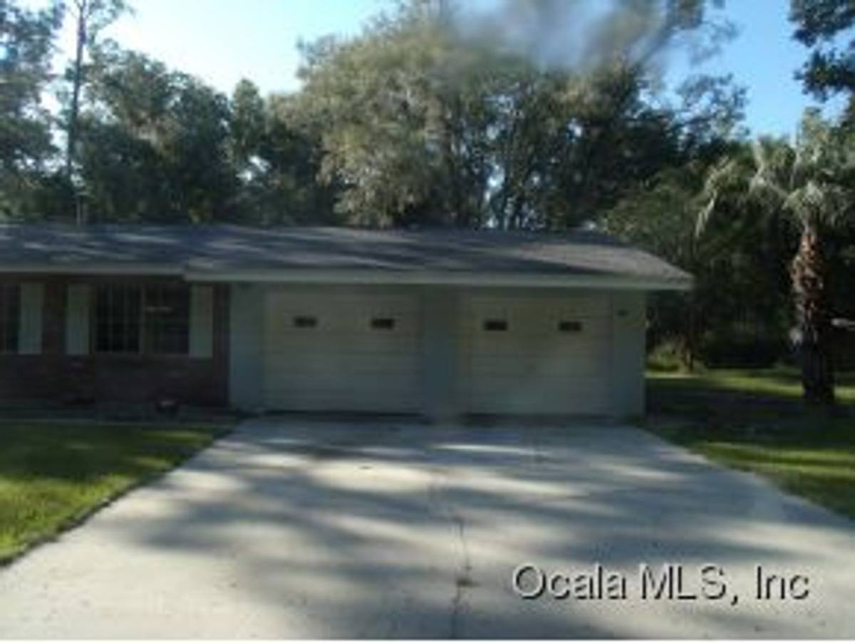 House for rent at 9801 SW 190 Ave Rd, Dunnellon, FL 34432