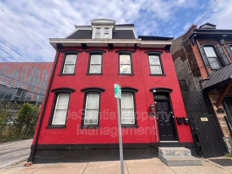 Apartment for rent at 42 Van Braam St #2, Pittsburgh, PA 15219