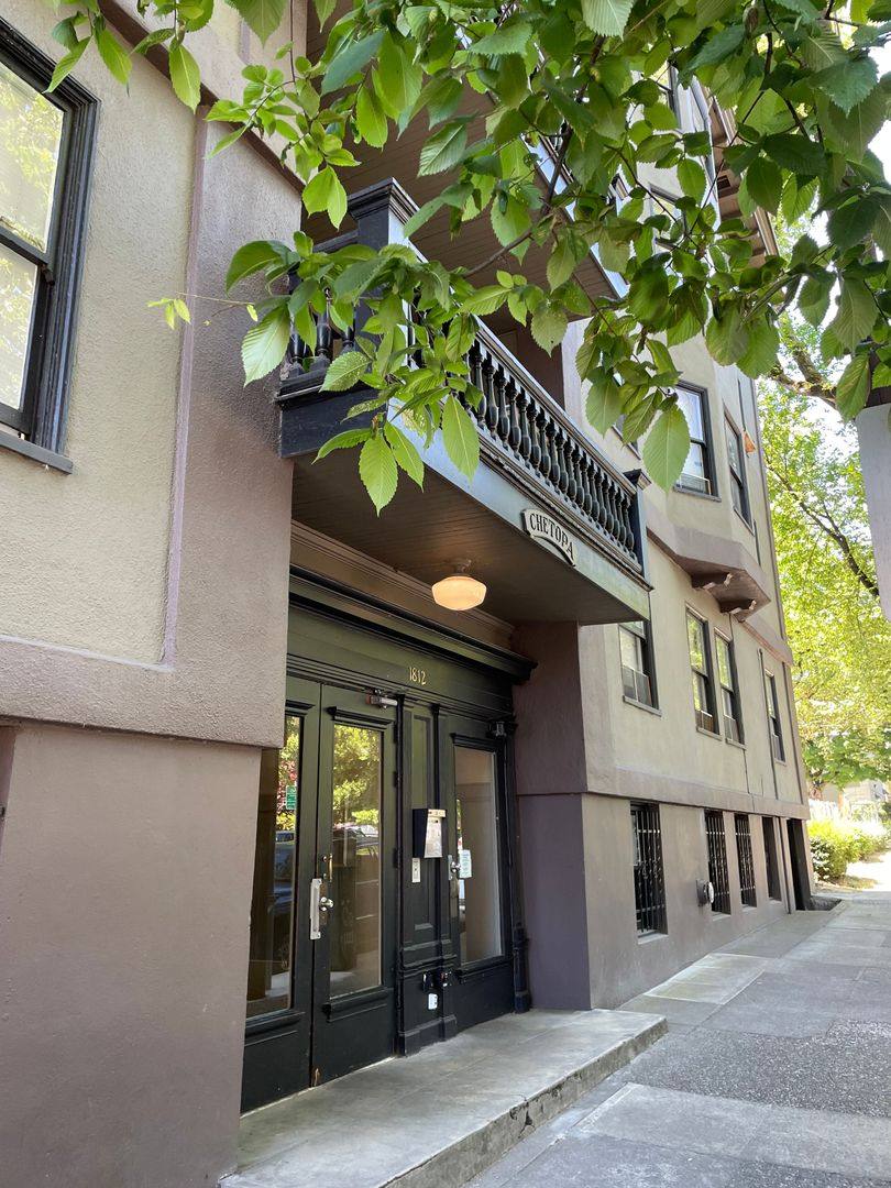 Apartment for rent at 1812 NW Flanders St, Portland, OR 97209