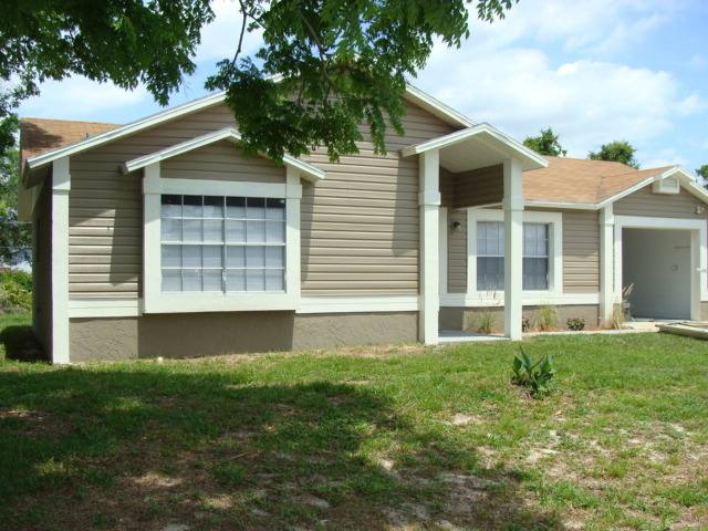 House for rent at 3020 Beal St, Deltona, FL 32738