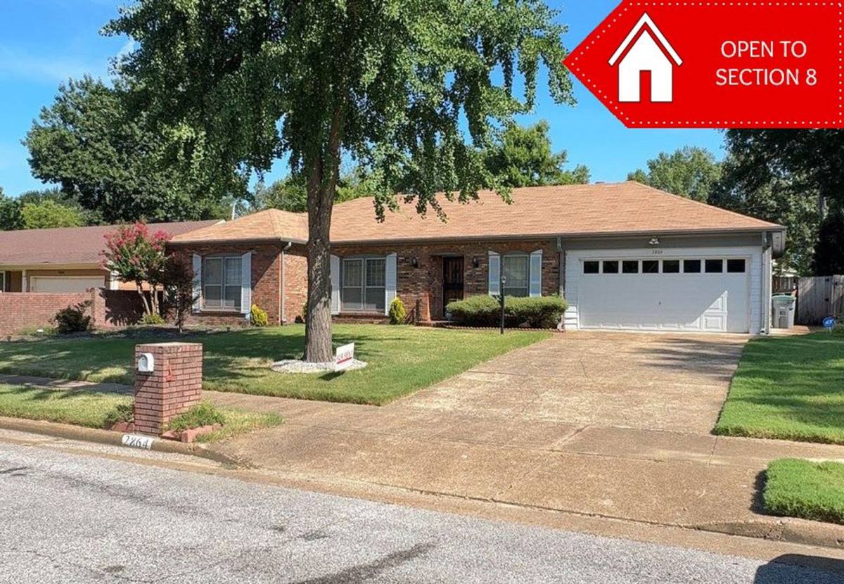 House for rent at 2864 Executive Dr, Memphis, TN 38115