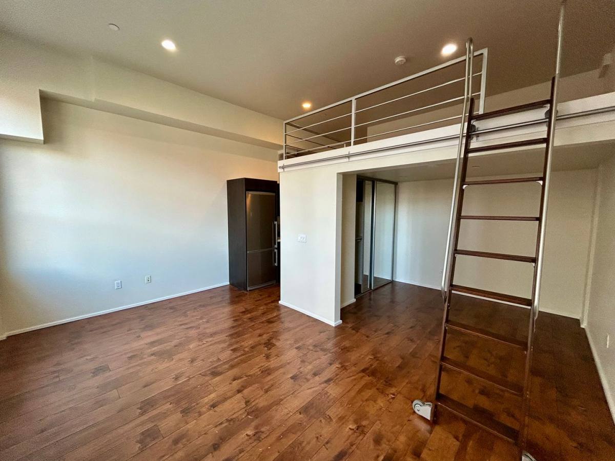 Apartment for rent at 529 Stevenson St, San Francisco, CA 94103