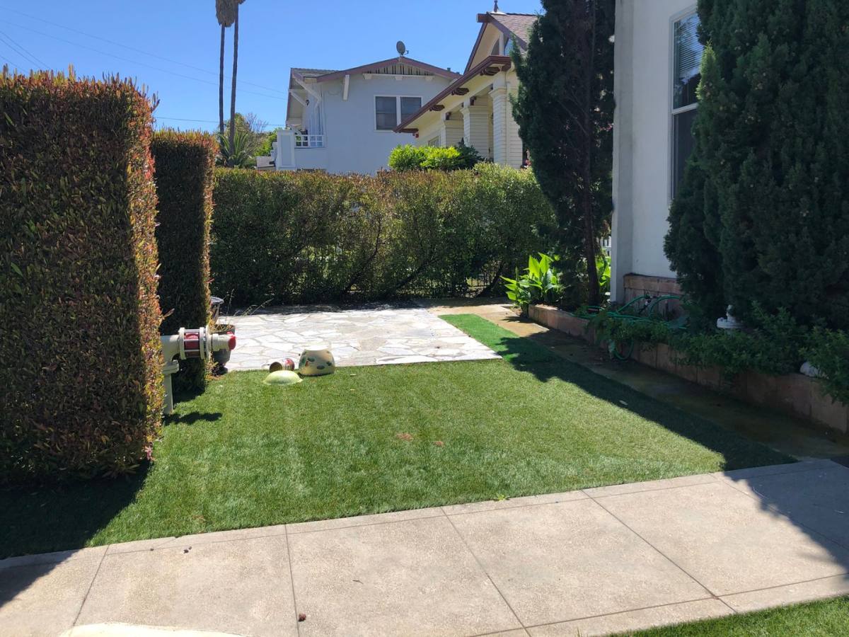 Apartment for rent at 1058 - 1068D E Santa Clara St, Ventura, CA 93001