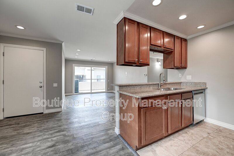 Condo for rent at 21981 Rimhurst #M, Lake Forest, CA 92630