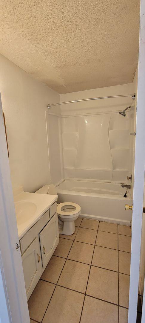 Apartment for rent at 530 Hopkins, San Marcos, TX 78666