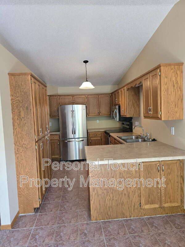 House for rent at 3502 28th St SW, Fargo, ND 58104