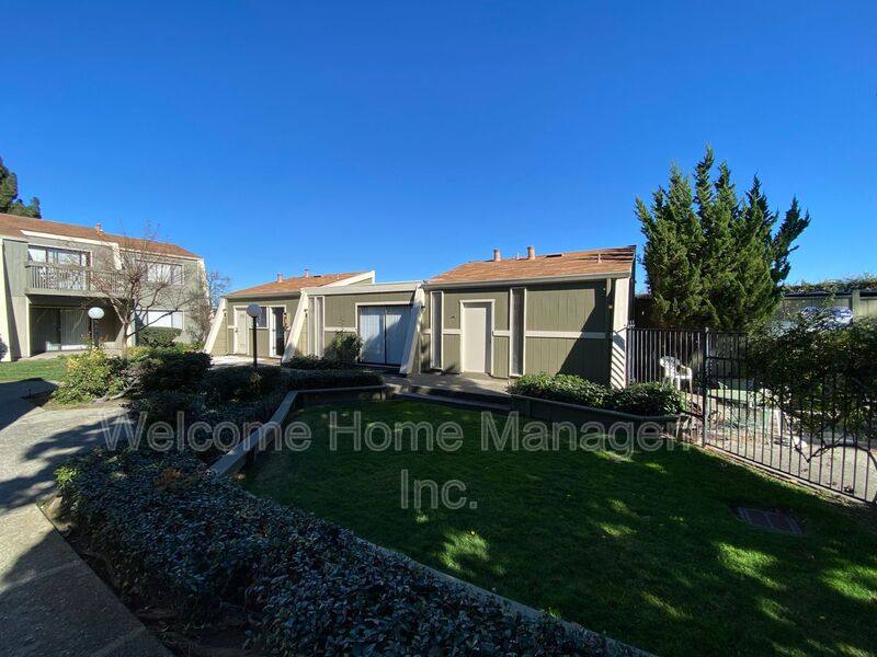 Apartment for rent at 1611 Alvarado Ave #4, Walnut Creek, CA 94597