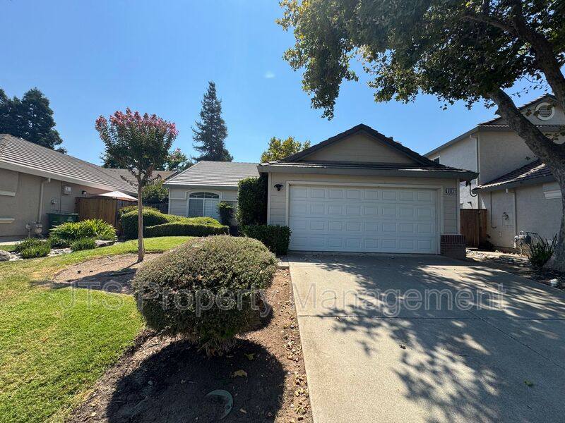 House for rent at 3112 Gennaker Way, Elk Grove, CA 95758