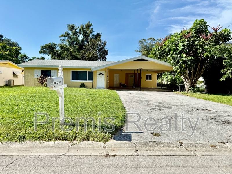 Apartment for rent at 2671 Pinehurst Ave #B, Largo, FL 33770