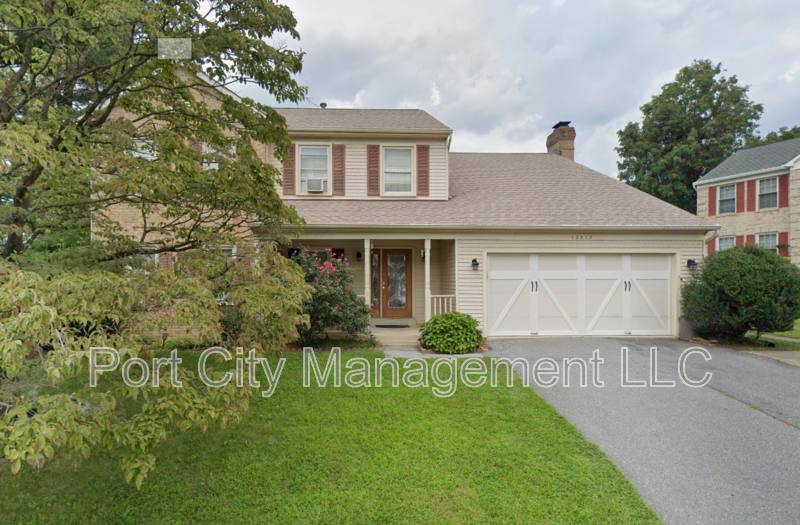 Apartment for rent at 12413 New Hampshire Ave, Silver Spring, MD 20904