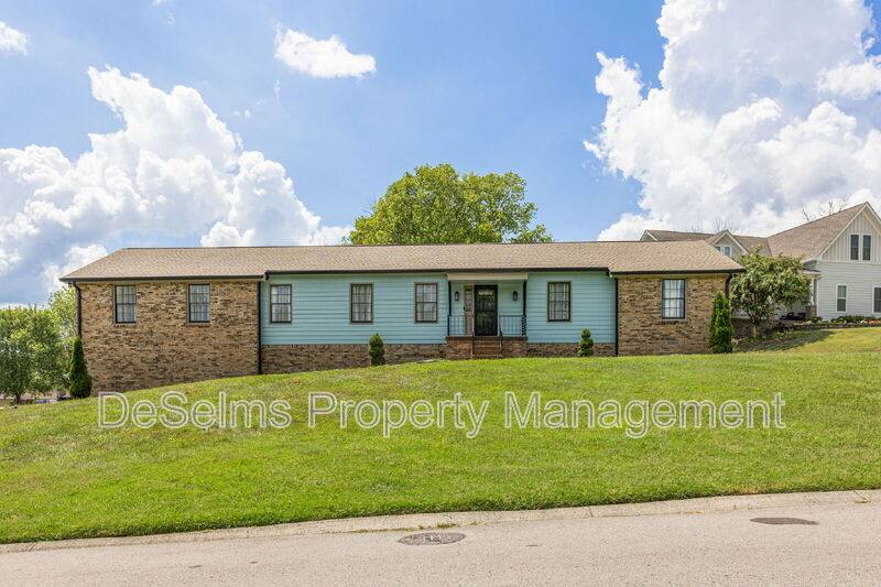 House for rent at 6999 Tartan Dr, Brentwood, TN 37027