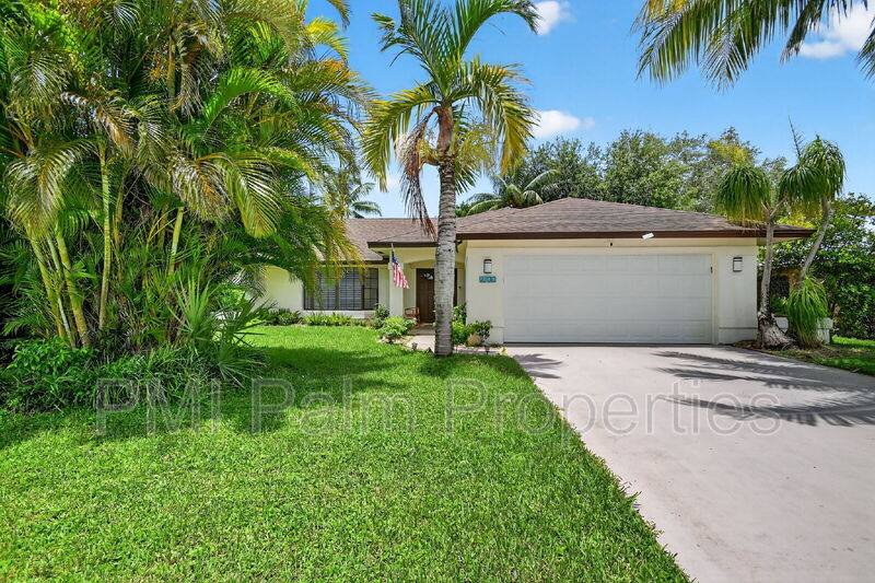 House for rent at 2700 Yarmouth Dr, Wellington, FL 33414