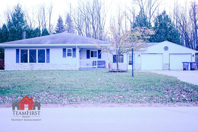 House for rent at 1119 Riverside Dr, Suamico, WI 54173