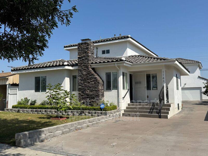 House for rent at 1143 W 163rd St, Gardena, CA 90247