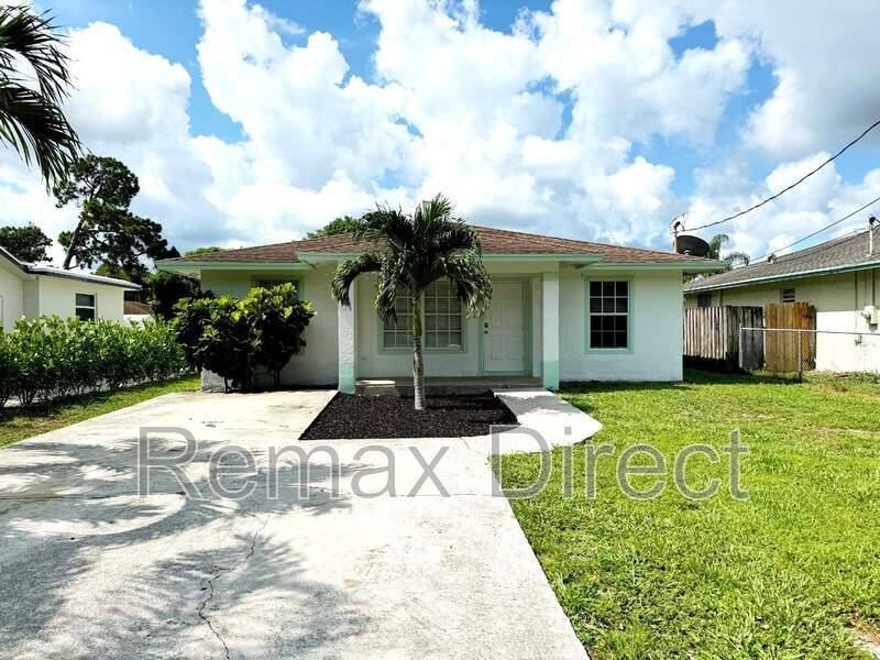 House for rent at 6682 4th St, Jupiter, FL 33458