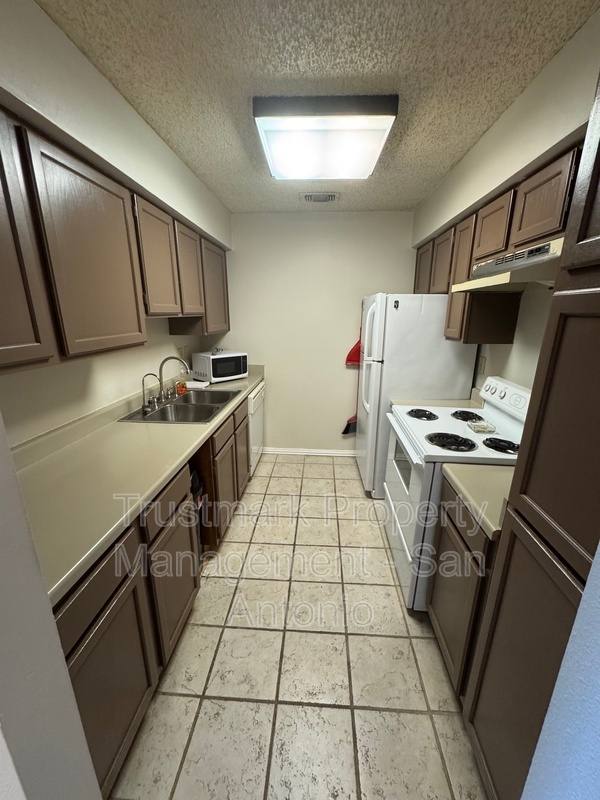 Condo for rent at 4119 Medical Dr #304 F, San Antonio, TX 78229