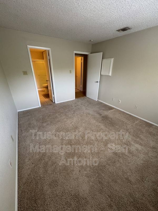Condo for rent at 4119 Medical Dr #304 F, San Antonio, TX 78229