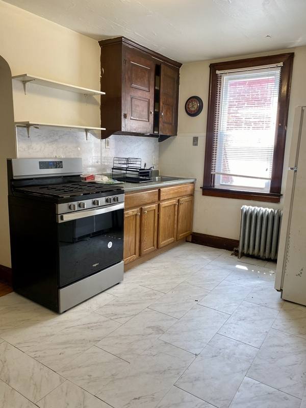 Apartment for rent at 536 E Fulton St #5, Lancaster, PA 17602