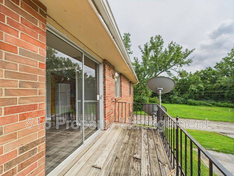 Apartment for rent at 8038 Campbell St #8044, Kansas City, MO 64131
