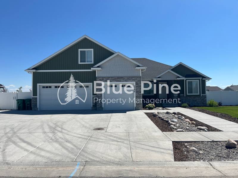 House for rent at 4480 N Bristol Dr, Idaho Falls, ID 83401